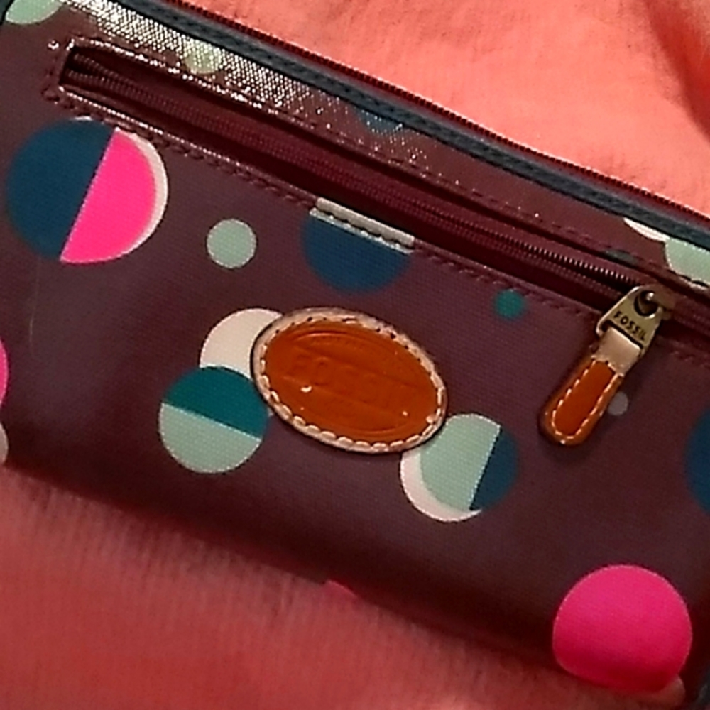 Fossil wallet